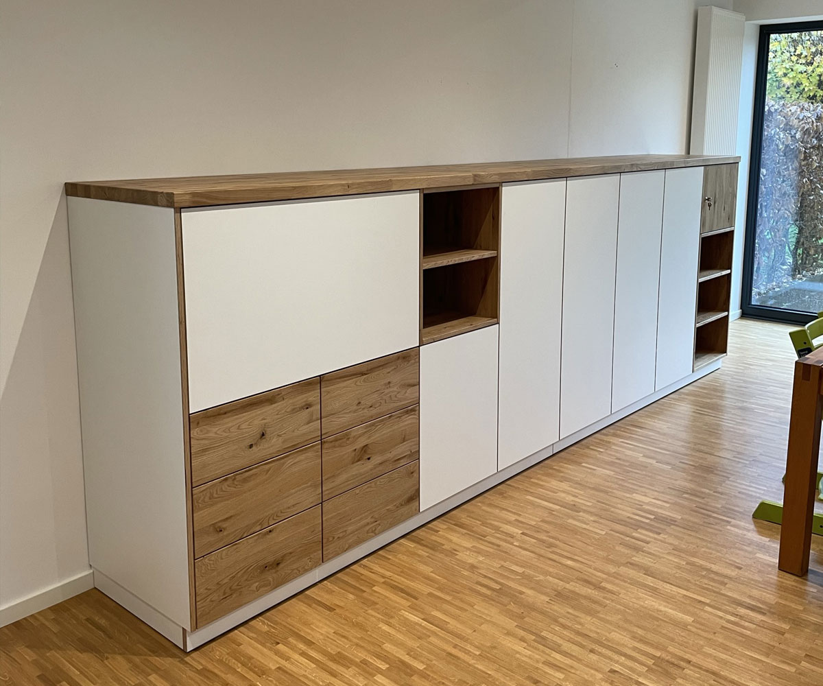 Referenzen Möbelbau für Geschäftseinrichtugen